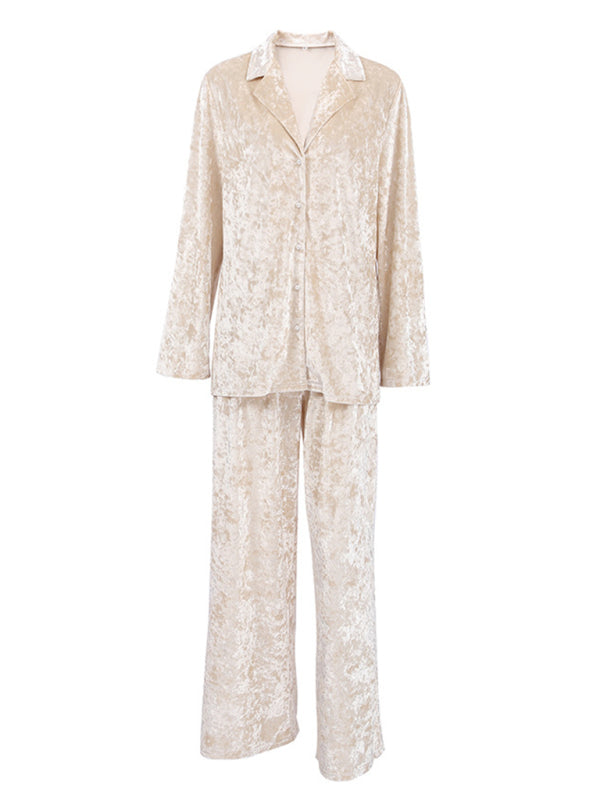 Cozy Velvet Pajama Set – Long Sleeve Top & Full-Length Pants in Soft Stretch Fabric