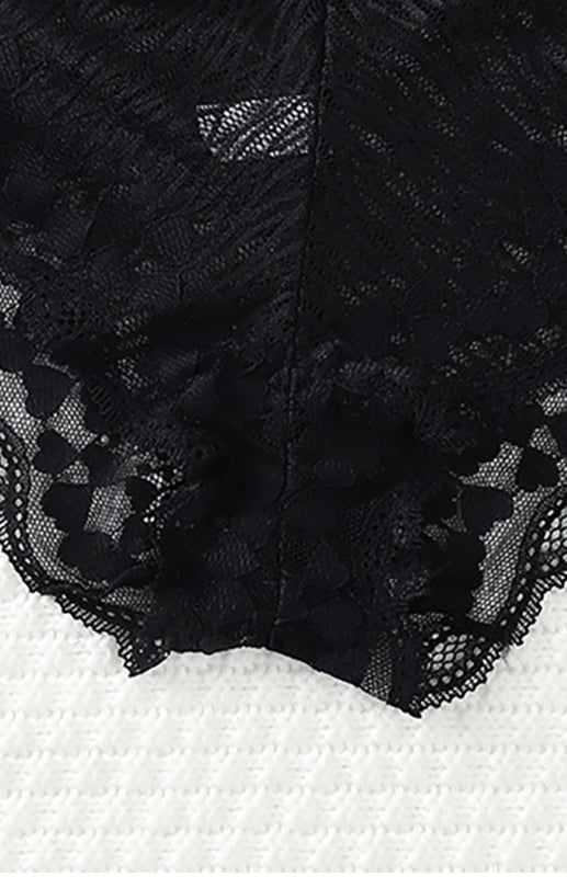 Lace Cross Strap Low Waist Briefs – Sexy Fit with Heart Pattern & Cotton Lining