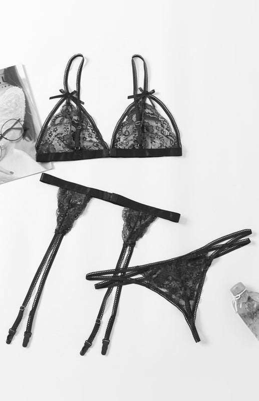Lace Sling Sleeveless Lingerie & Stockings Set – Adjustable Fit, Elegant Sheer Design
