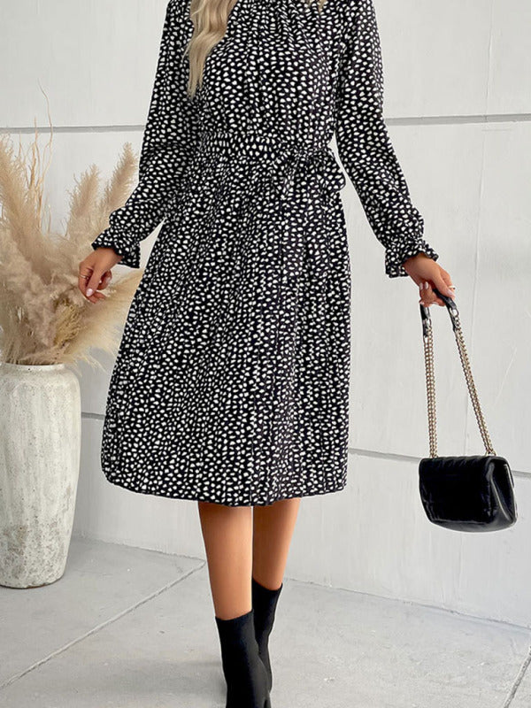 Fashion pleated skirt long -sleeved black dress female