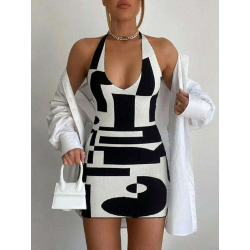 contrasting-color-halter-neck-backless-mini-dress-–-sleek-sexy-fitsmiling-maria---everything-for-women-34656423