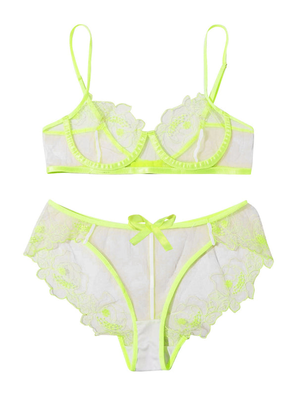 Hollow Love Lace Three-Piece Lingerie Set – Sexy Floral Design, High Elasticity