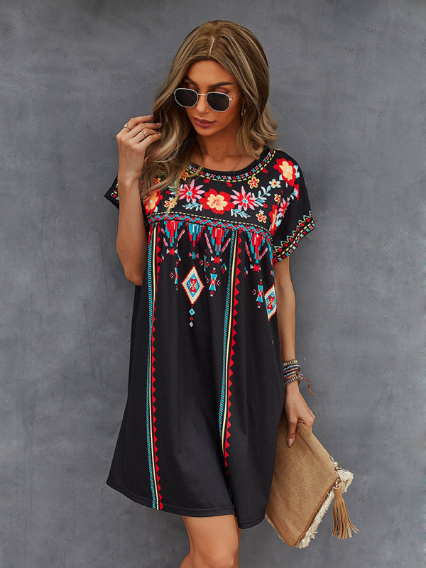 Floral Knit Holiday Dress – Round Neck, Short Sleeves, Retro Style