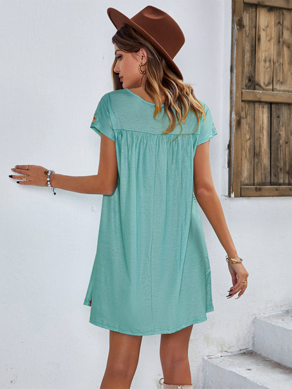 Floral Knit Holiday Dress – Round Neck, Short Sleeves, Retro Style