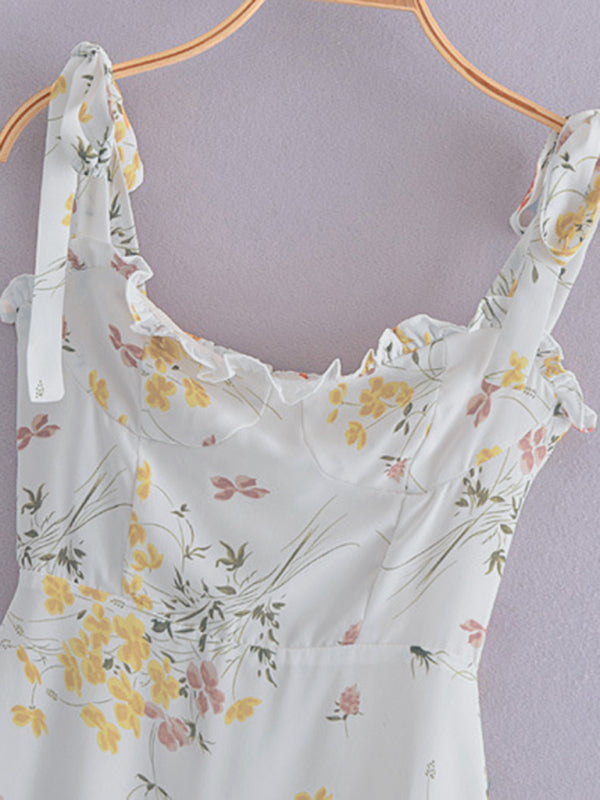 Floral Slim-Fit Sleeveless Dress – Romantic Style with Tie Straps