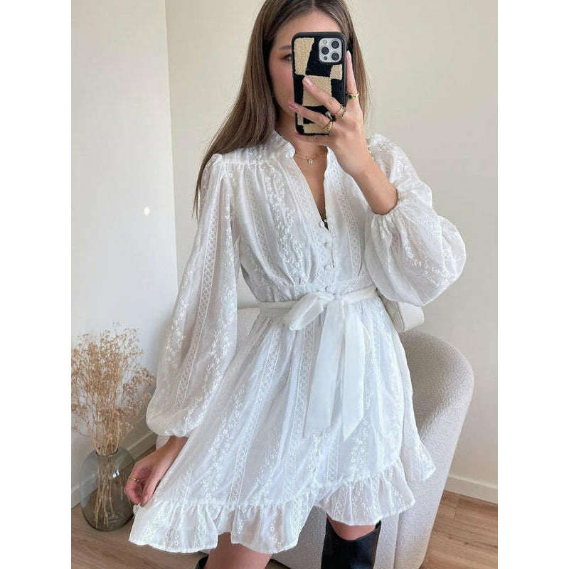 فستان أبيض بياقة على شكل حرف V وأكمام طويلة مع كشكش – تفاصيل من الدانتيل لفصل الربيع والصيف تنورة ماريا المبتسمة - كل شيء للنساء 34651239