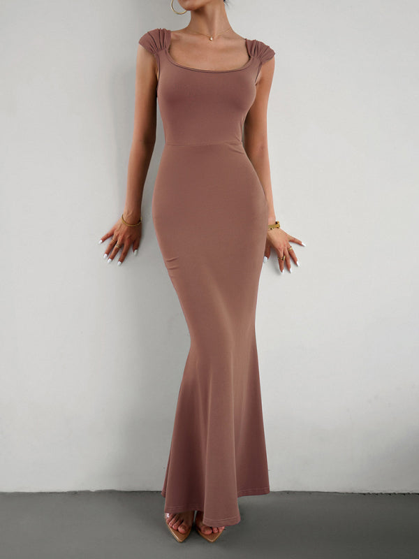 Slim Fit Square Neck Knit Dress – Solid Midi Dress for All Seasons