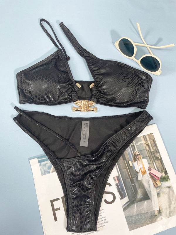 Cutout Strappy Black Bikini Set – Sleek Shoulder Design for Summer
