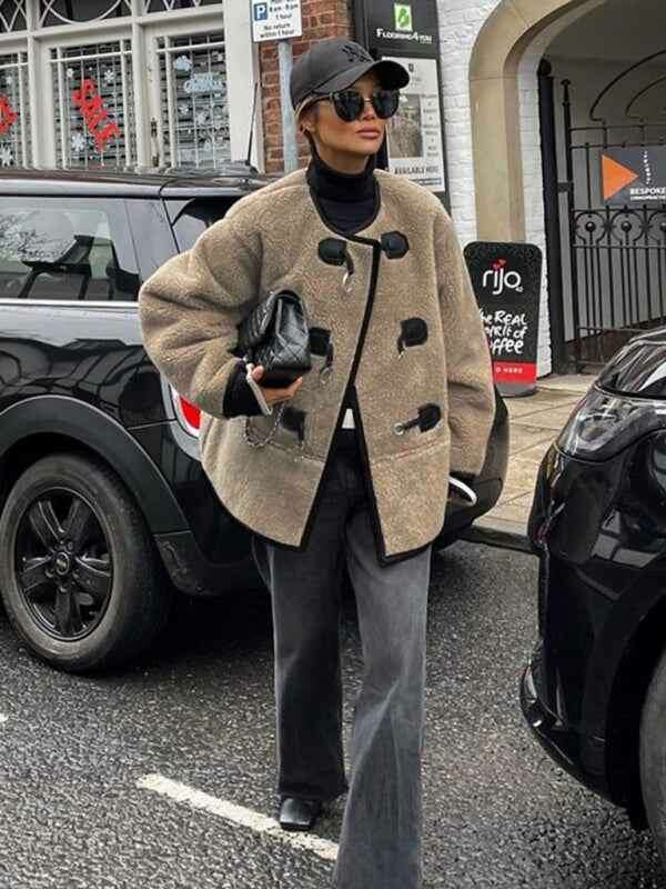 cashmere-blend-cardigan-with-metal-clasp-detail-34838122