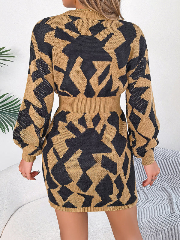 New casual color-blocked hollow lantern sleeve waisted sweater dress