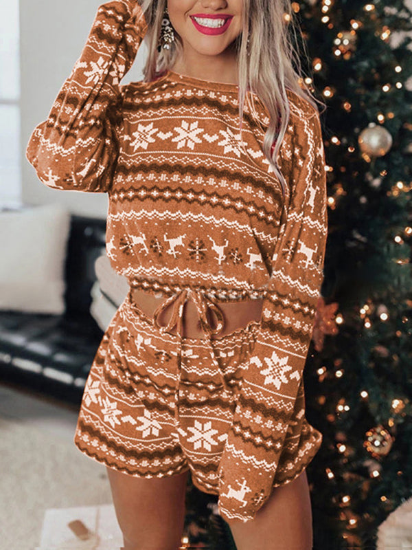 Women's Christmas Lounge Set – Long-Sleeved Sweatshirt & Shorts
