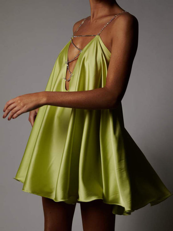 Women's Backless Deep V Chain Party Dress