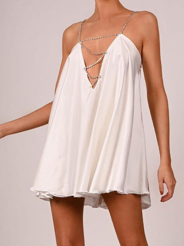 Women's Backless Deep V Chain Party Dress