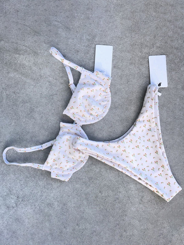 Retro Polka Dot Underwire One-Piece Swimsuit – Push-Up Support & Knit Fabric