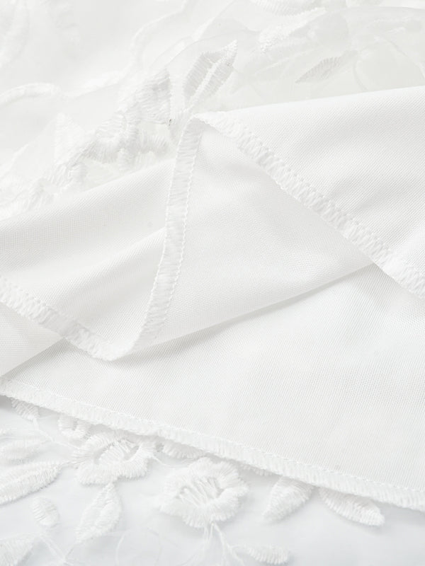 White Lace Deep V-Neck Backless Beach Dress – Sexy Sleeveless Vacation Look