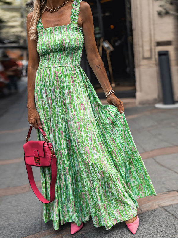 Elegant Floral Print Maxi Dress – Romantic Holiday Suspender Style