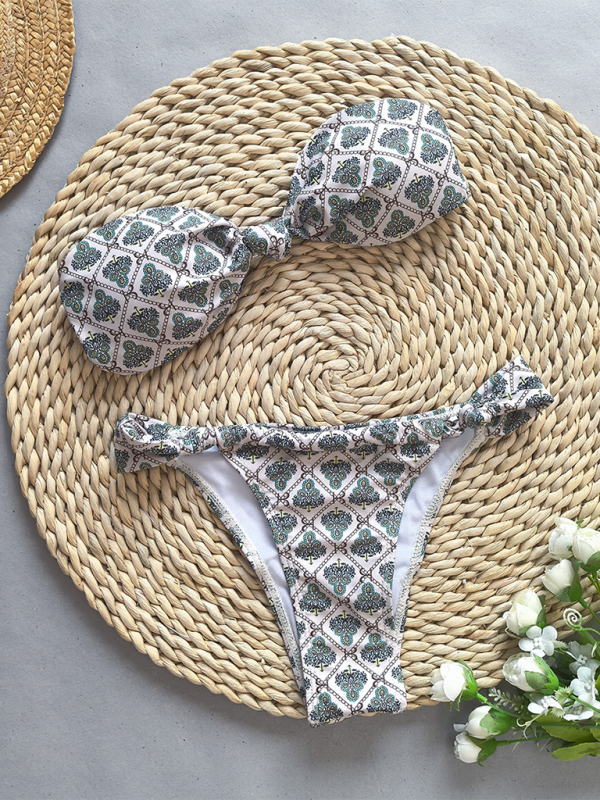 Printed Bandeau Bikini Set – Moderate Stretch, Sexy Fit & Vibrant Grey Print