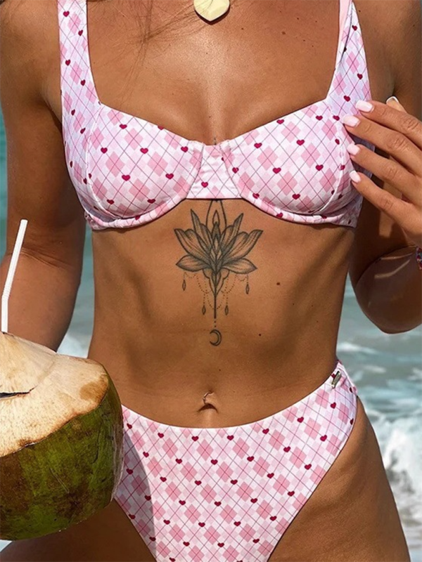 Printed Low-Waist Bikini Set – Deep V Top, Moderate Stretch, Sexy Fit