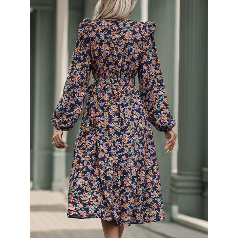 فستان برقبة على شكل حرف V بأكمام طويلة مزين بالكشكشة على الطراز القديم – تصميمات كاملة الطباعة لخريف وشتاء ابتسامة ماريا - كل شيء للنساء 34650422