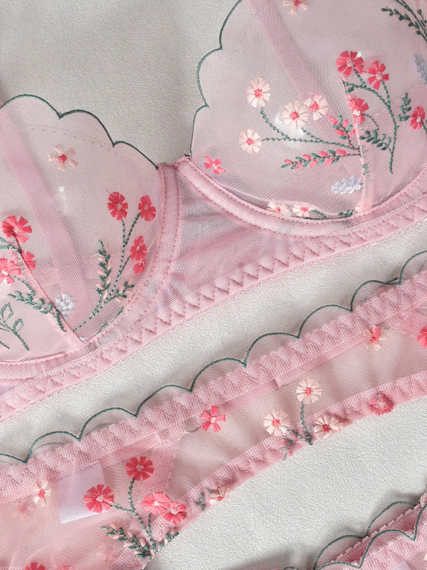 Embroidered Mesh Four-Piece Lingerie Set – Sexy & Elegant Lace Design