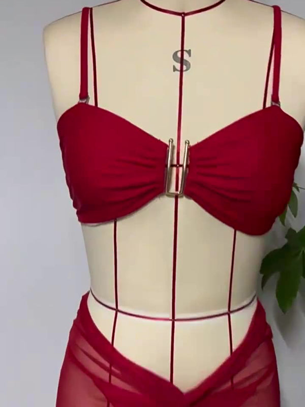 Solid Color Three-Piece Bikini Set – U-Shaped Accent & Cover-Up