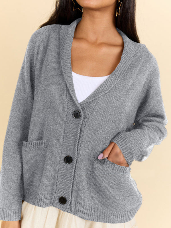 Sweter kardigan z dzianiny z dekoltem w serek i flagą