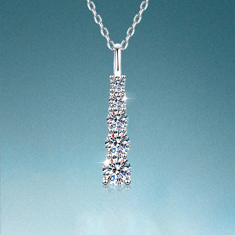 Moissanite Pendant Necklace in Sterling Silver Silver 0.69ct