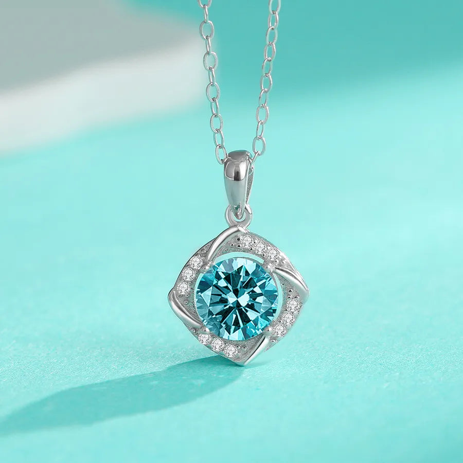 925 Silver Moissanite Four Leaf Clover Necklace 1 Karat (Blue Moissanite) Necklace