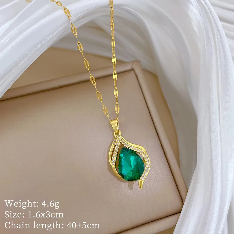Elegant Green Teardrop Zircon Pendant Necklace