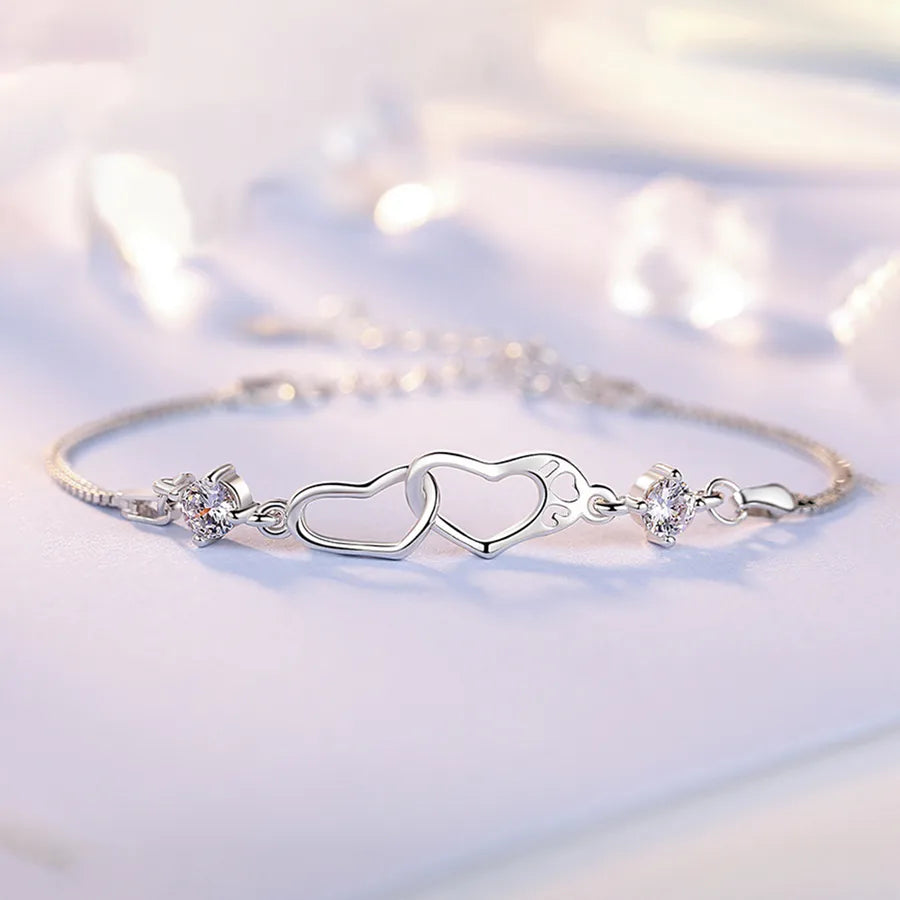 Sparkling Moissanite Heart Bracelet in S925 Silver