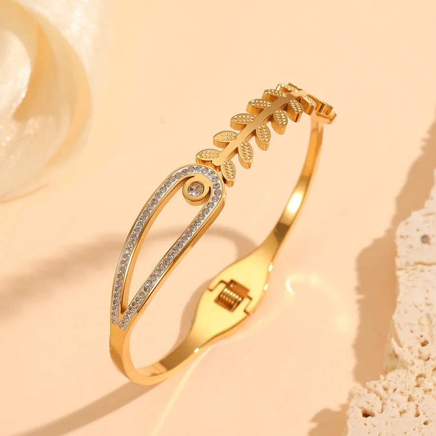 18K Gold PVD Letter & Flower Stainless Steel Bangle Bracelet#15