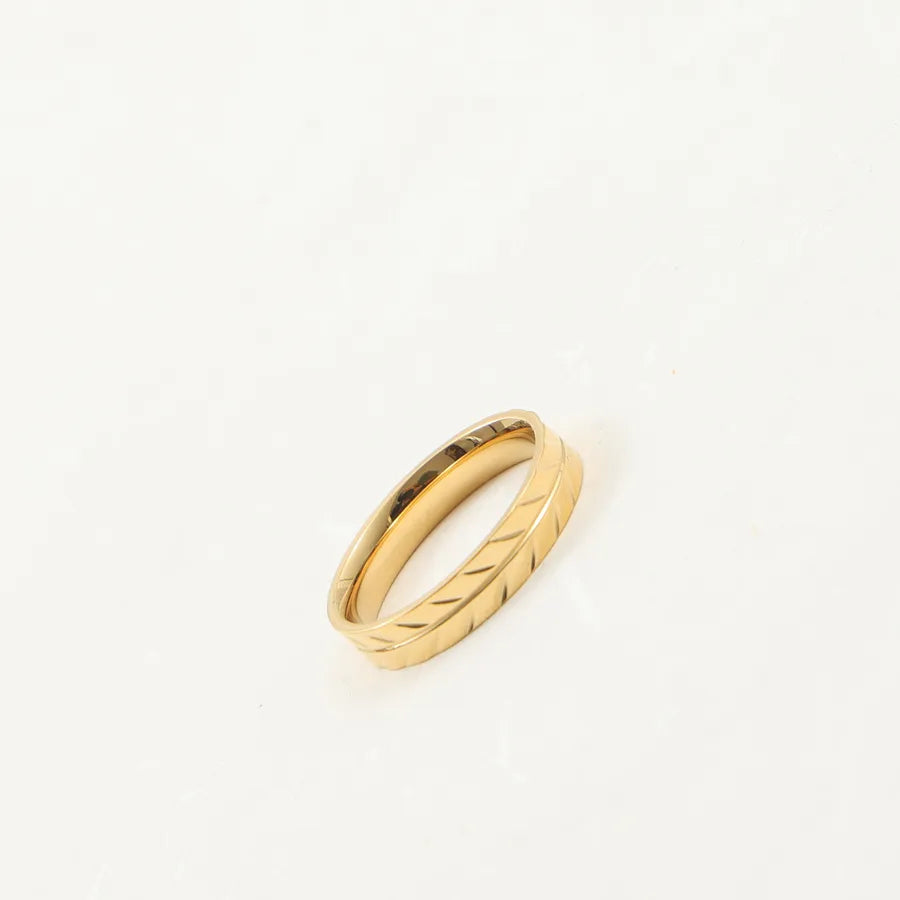 18K Gold Leaf Carved Titanium Steel Ring