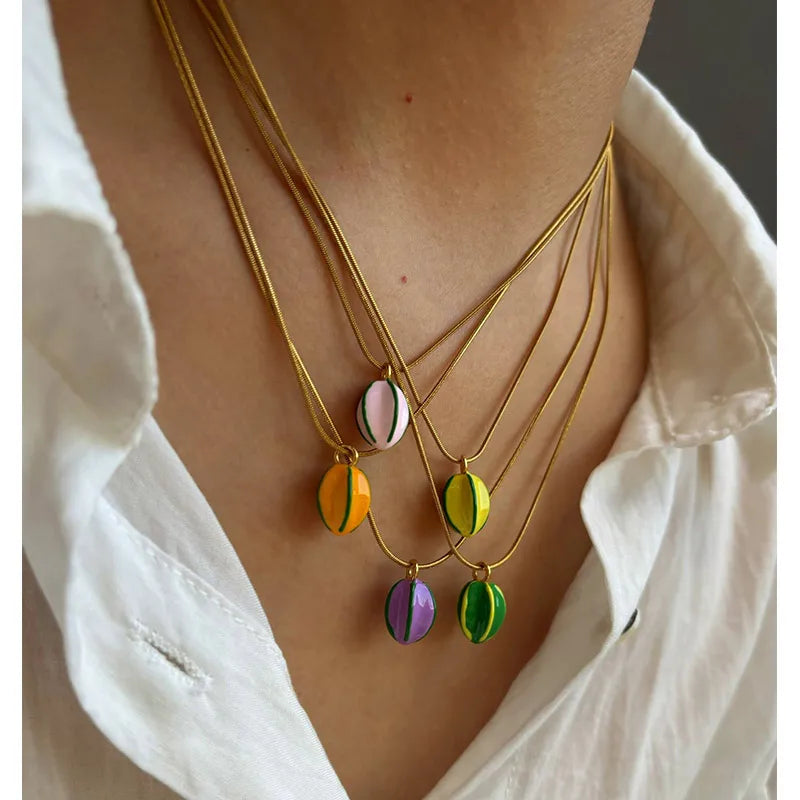 18K Gold Plated Geometric Pendant Necklace Average Size Model Five-Piece Set in Main Picture