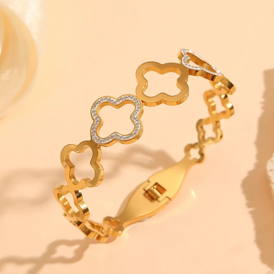 18K Gold Flower Bangle – PVD Coated Stainless Steel Small Flower Hollow Bracelet with Rhinestones
