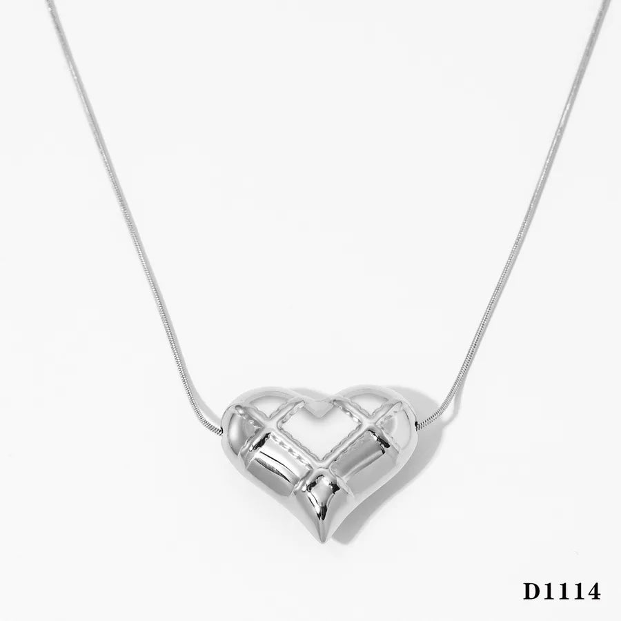 Stainless Steel Heart Pendant Necklace for Women 银色项链D1114