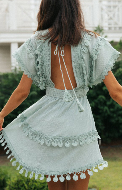 Lace Trim V-Neck Cotton Mini Dress – Retro Style with Cape Sleeves
