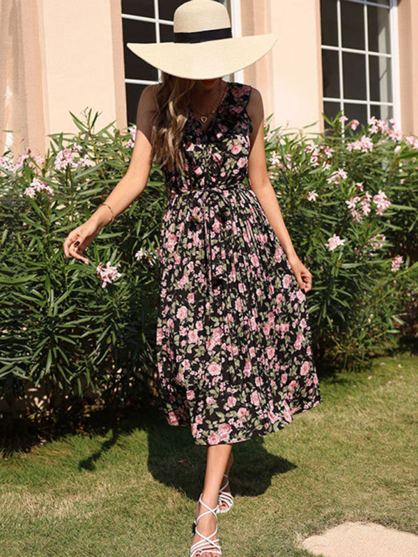 Vintage Floral Print Black Maxi Dress – Sleeveless, Flowy & Elegant