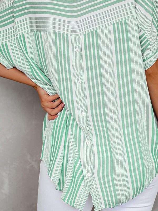 Leopar Desenli V Yaka Kısa Kollu Gömlek