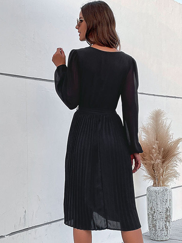 Romantic Pleated V-Neck Lantern Sleeve Midi Dress – Spring-Summer Style