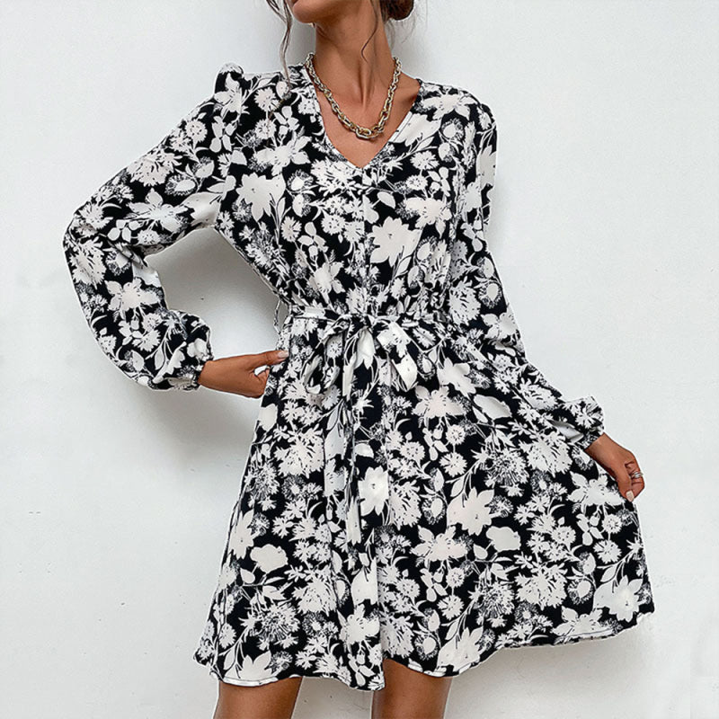 Boho High-Waisted V-Neck Midi Dress – Lantern Sleeves & Floral Print
