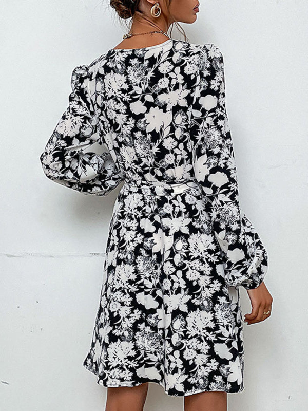 Boho High-Waisted V-Neck Midi Dress – Lantern Sleeves & Floral Print