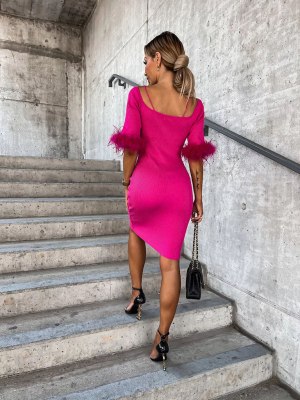 Strickkleid mit schulterfreiem Schnitt und Kunstpelzärmeln – Schicker Frühlingsparty-Look