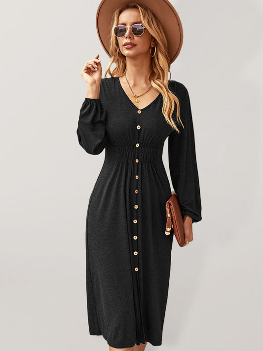 Waist-Slimming V-Neck A-Line Midi Dress – Long Sleeve Knit for Casual Days