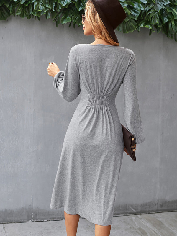 Waist-Slimming V-Neck A-Line Midi Dress – Long Sleeve Knit for Casual Days