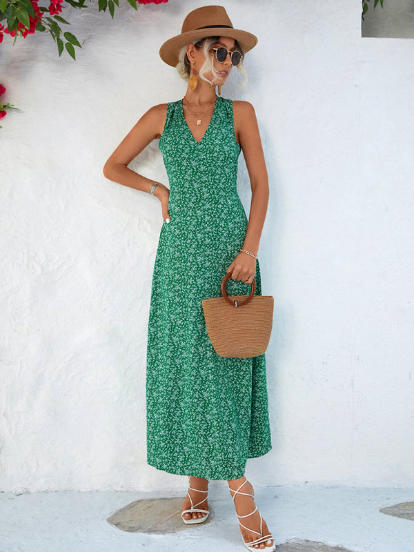 Elegant Floral V-Neck Halter Maxi Dress – Backless, Lightweight Vacation Style