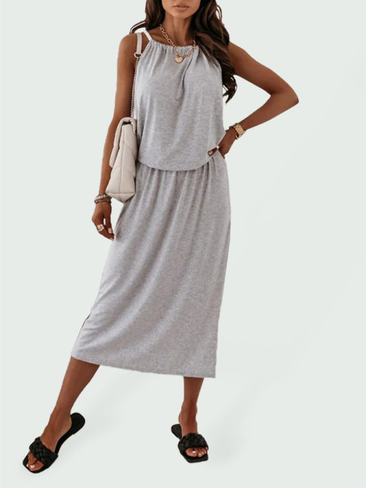 Halter Neck Knit Midi Dress – Casual Sleeveless Spring-Summer Look