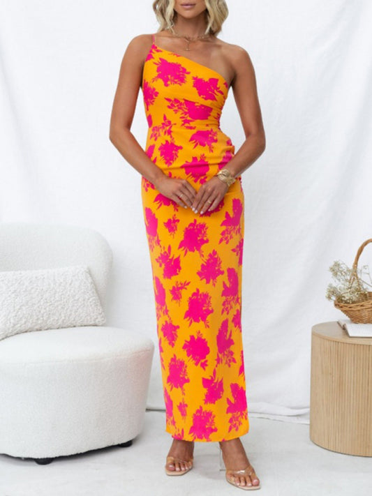 Floral Backless Maxi Dress with Side Slit – Sloping Shoulders & Boho Style
