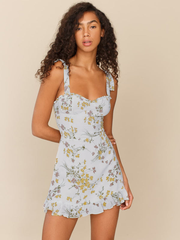 Floral Slim-Fit Sleeveless Dress – Romantic Style with Tie Straps