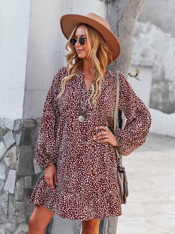 Leopard Print Long-Sleeve Midi Holiday Dress – Lightweight & Stylish