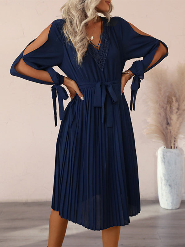 Elegant Lace Panel V-Neck Dress – Pleated Skirt & Hollow-Out Long Sleeves